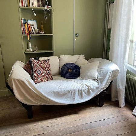 Апартаменты Cosy Nest In Montmartre Париж Экстерьер фото